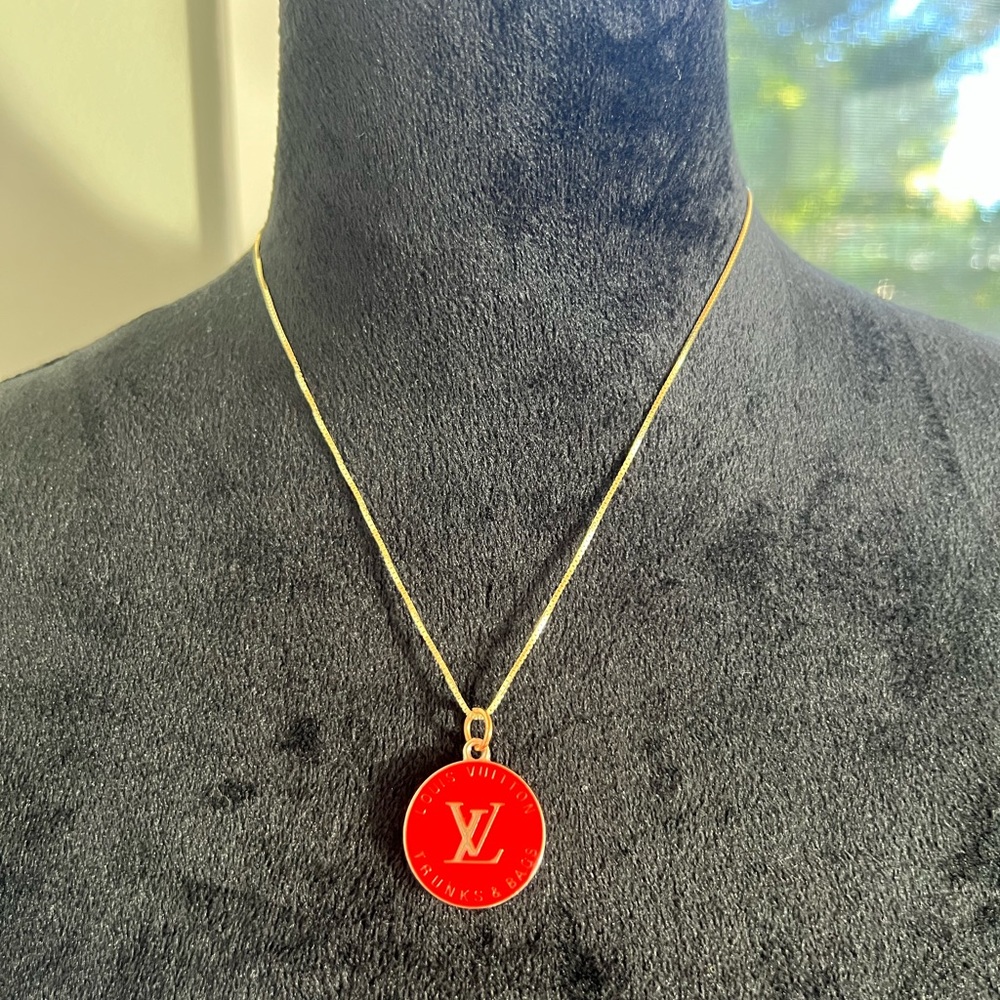 Louis Vuitton zipper pull necklace